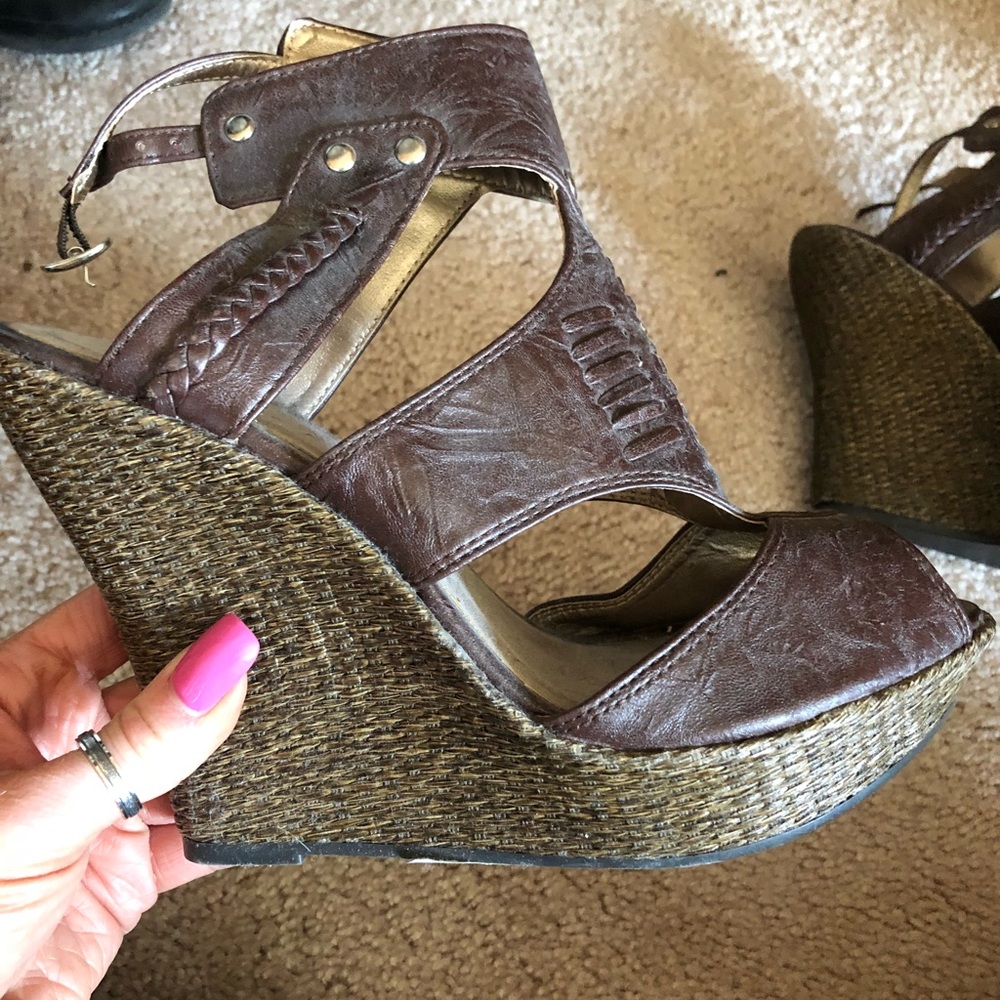 Gladiator wedge